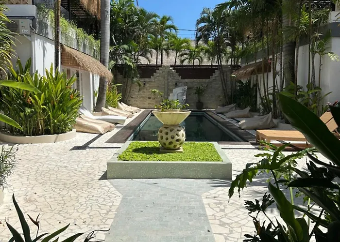 Villa Vela In The Heart Of